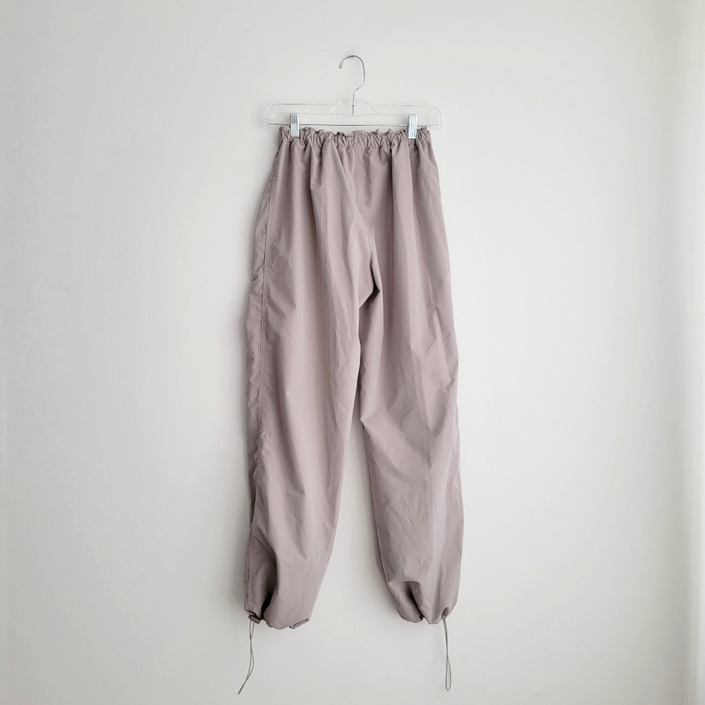 NWOT LOVE TREE Taupe Drawstring Waist Cargo Pants - Picture 5 of 5